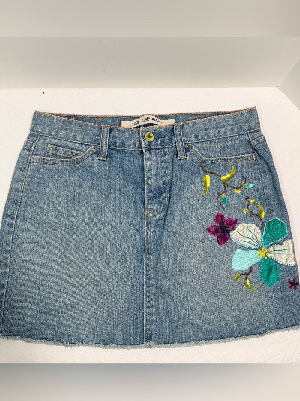 Gap Women's Light Blue Embroidered Denim Skirt